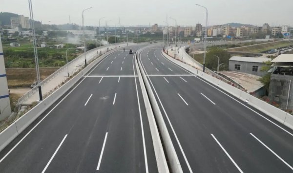 股票配资炒股 【“十四五”高质量发展答卷】花都交通跑出“加速度”：空铁一体筑枢纽，畅联湾区强北极